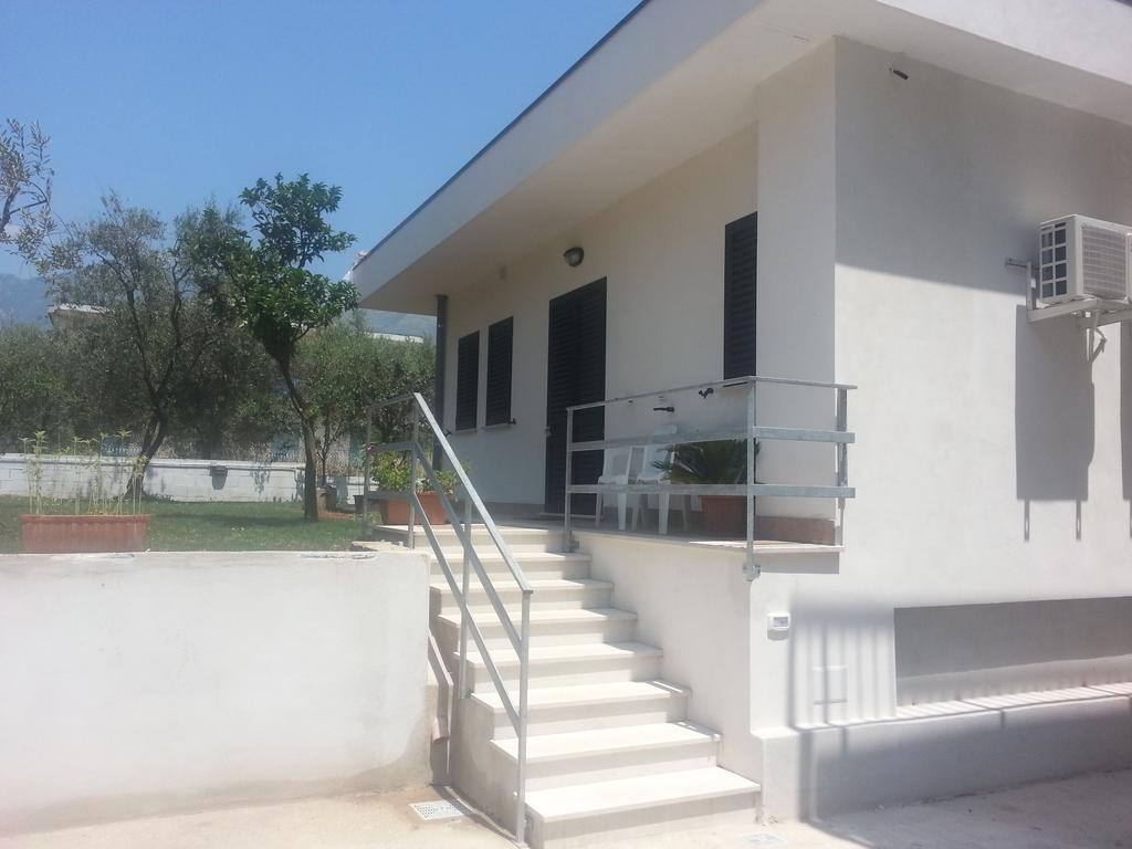 Il Girasole Formia Guesthouse Rooms المظهر الخارجي الصورة