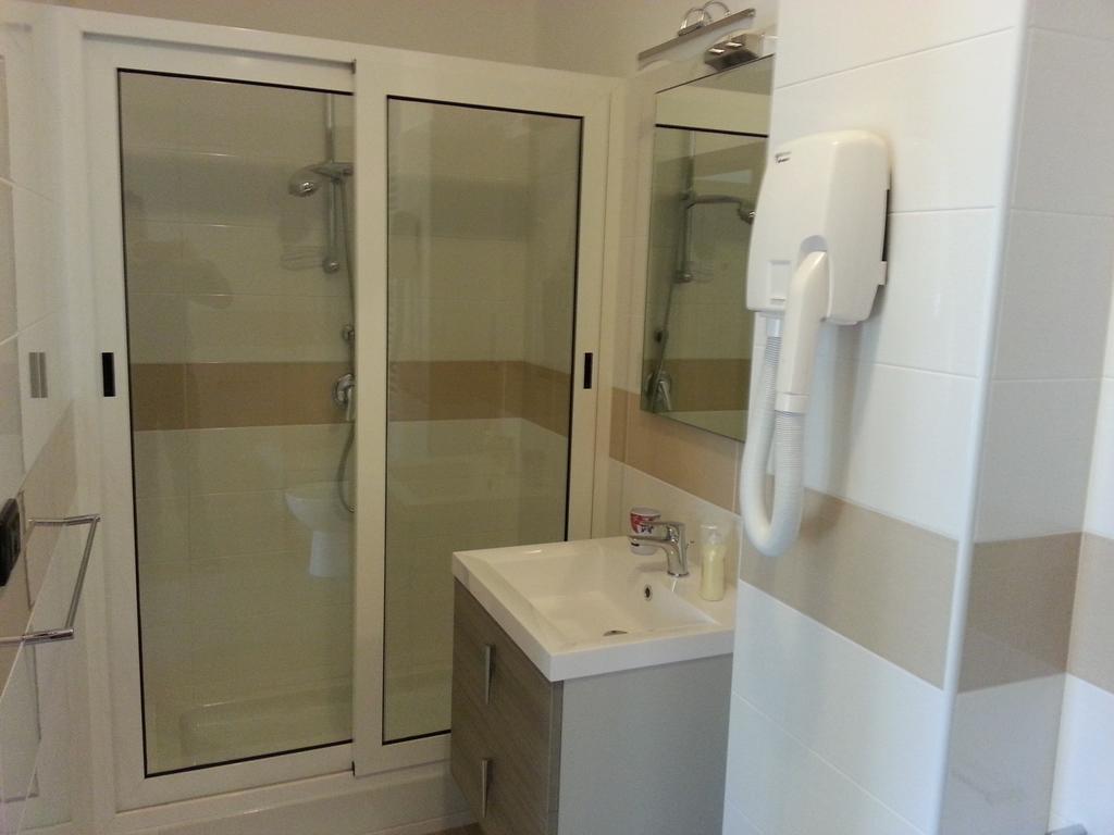 Il Girasole Formia Guesthouse Rooms المظهر الخارجي الصورة